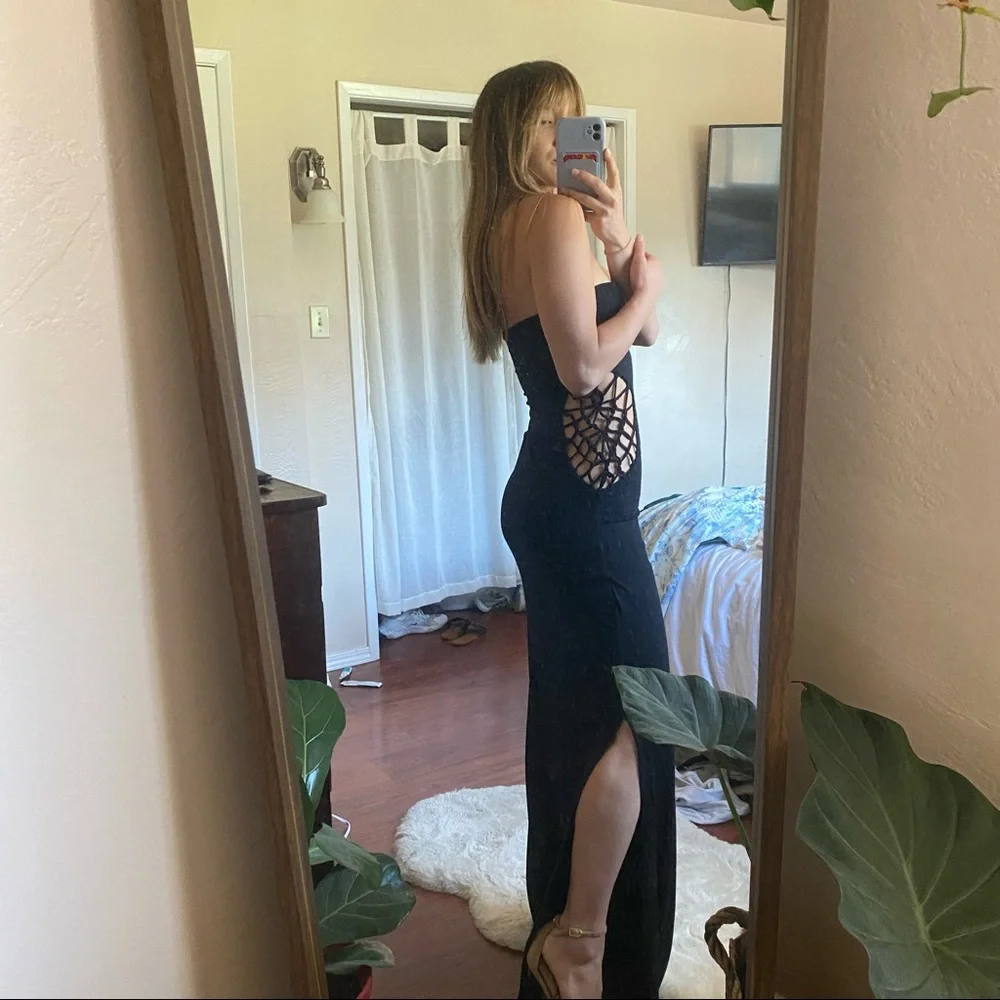 Indah Maxi Dress - Picture 4 of 11